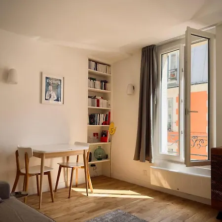 Appartamento Cosy Et Calme 17 Batignolles Parigi